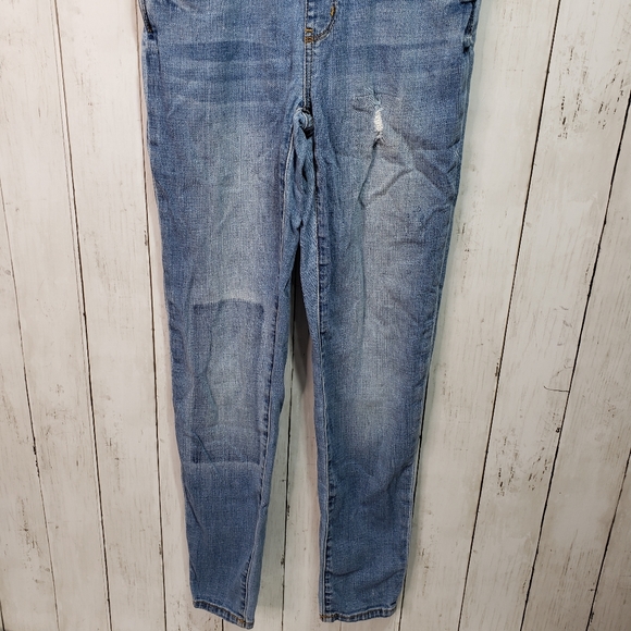 Treasure & Bond Girls Blue Denim Patchwork Overall - Picture 6 of 9